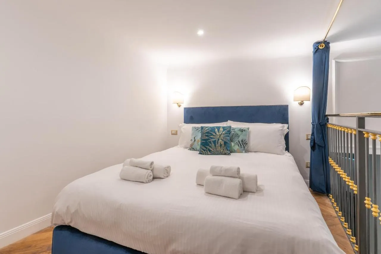 Pensión Duomo Smart Suites Milán