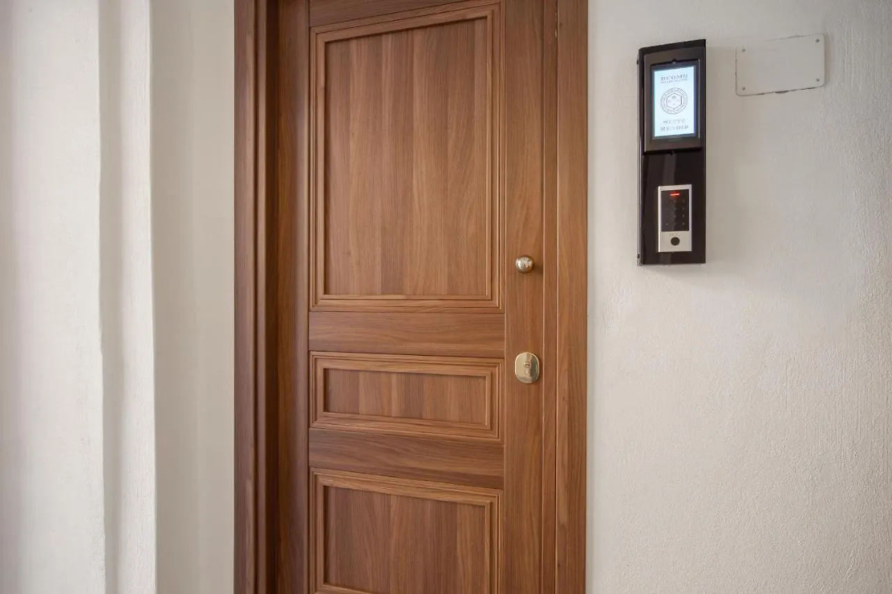 Pensión Duomo Smart Suites Milán Italia